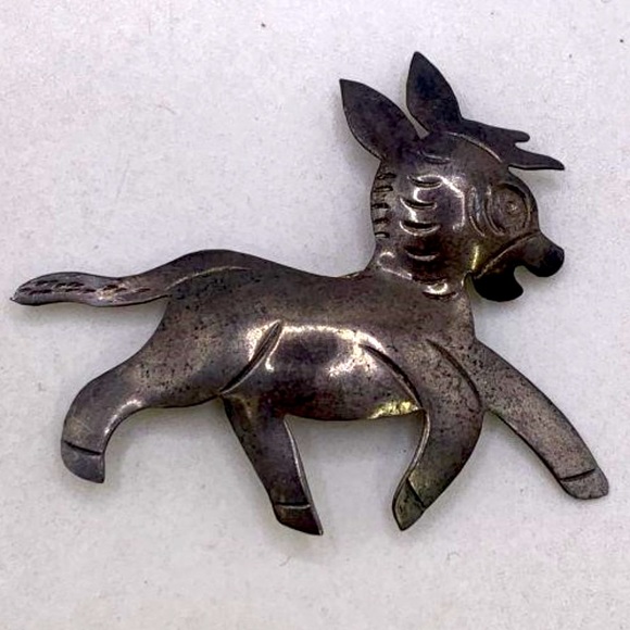 Taxco Jewelry - Signed JNM TAXCO vintage patina STERLING SILVER Donkey Brooch